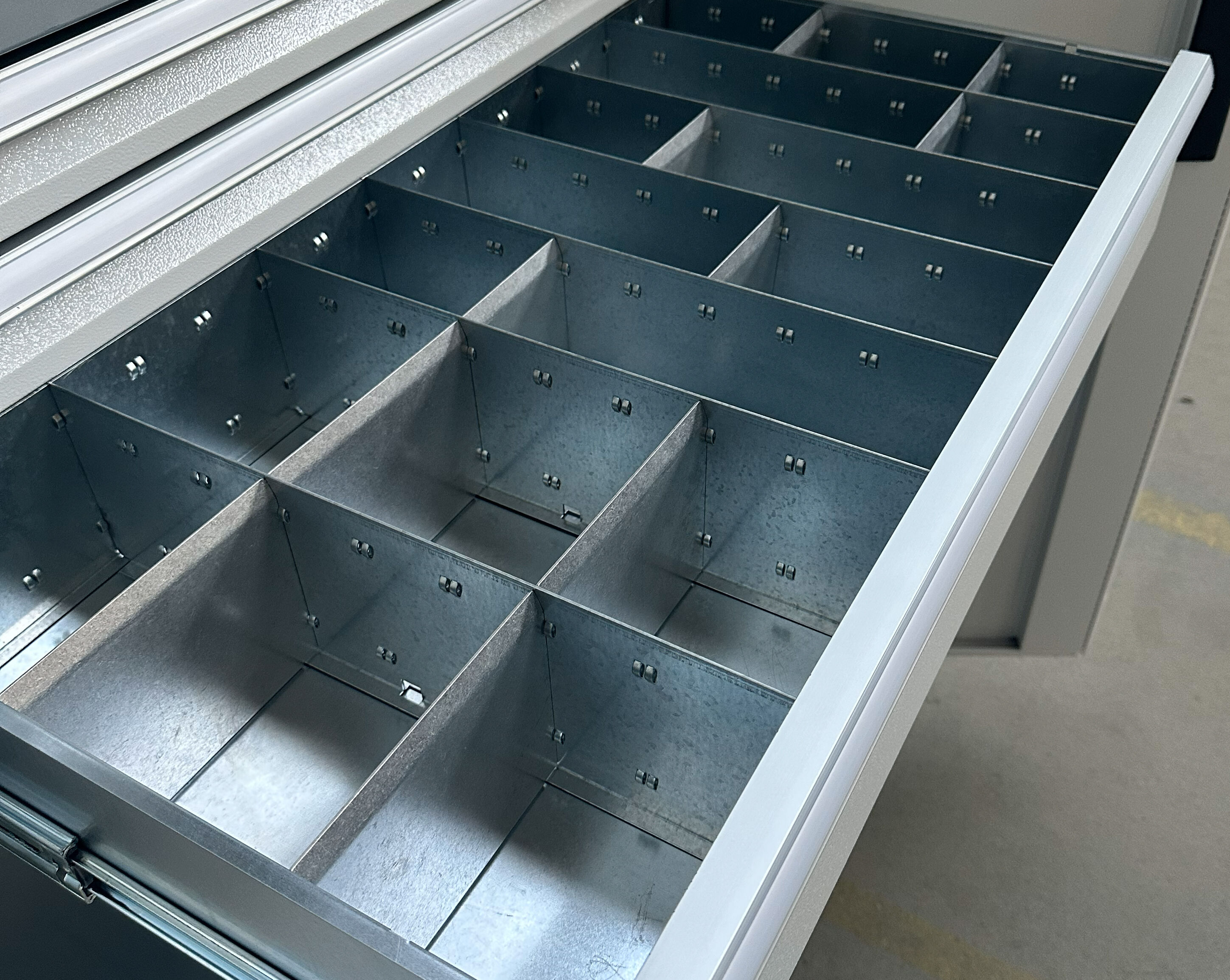 C+P metalowa podziałka 150/200 mm, 150x470x418mm